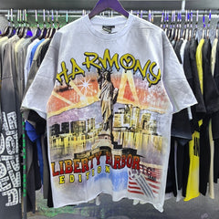 Harmony T Shirts American-style streetwear Statue of Liberty design with acid wash and rhinestone embellishment.