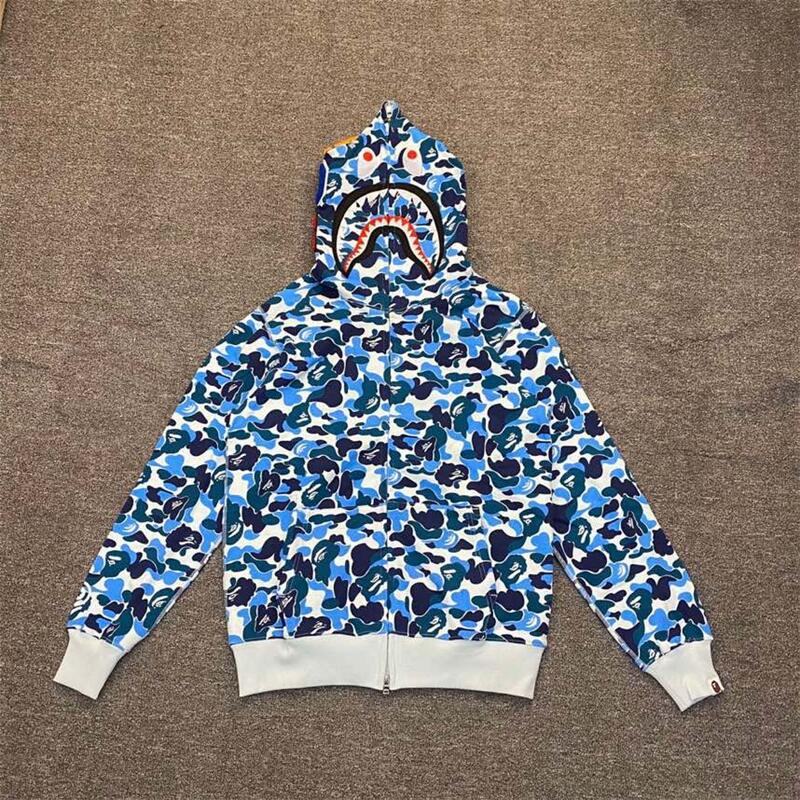 Bathing Shark print Hoodie